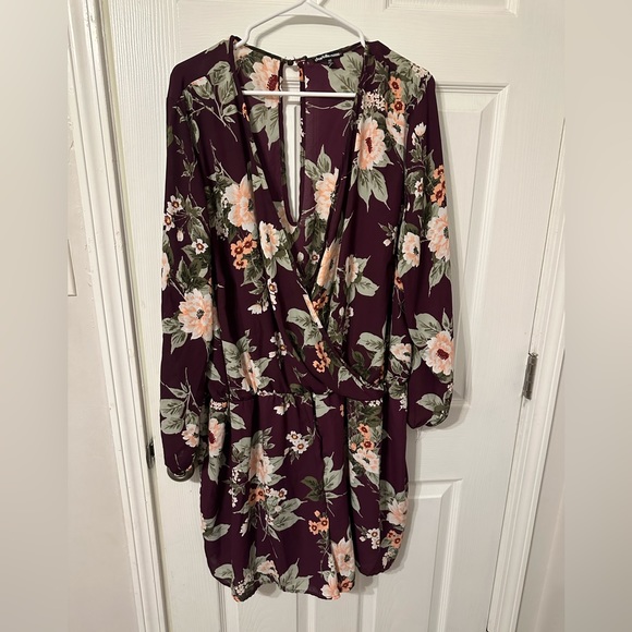 Charlotte Russe Plus Size Women’s Floral Romper 3X - Picture 1 of 3